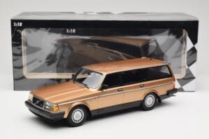 Volvo 240 GL Kombi Gold Metallic Minichamps 1:18 155171415 Metal — zdjęcie 6 z 6