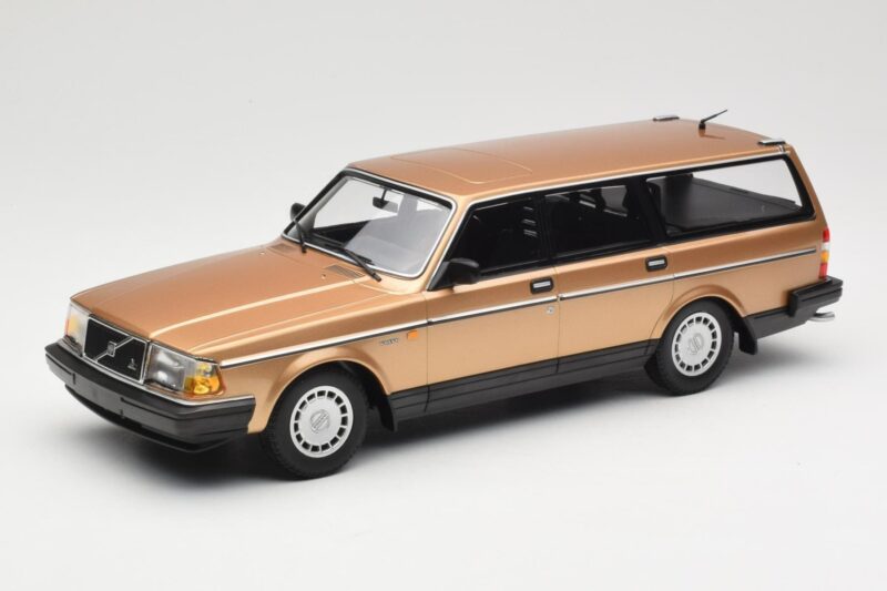Volvo 240 GL Kombi Gold Metallic Minichamps 1:18 155171415 Metal