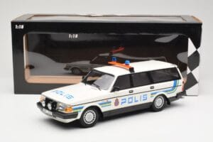 Volvo 240 GL Kombi Polis Sweden Minichamps 1:18 155171480 Metal — zdjęcie 6 z 6