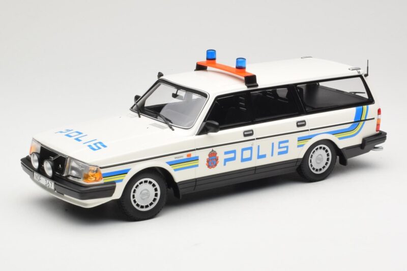 Volvo 240 GL Kombi Polis Sweden Minichamps 1:18 155171480 Metal