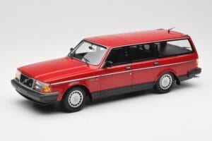 Volvo 240 GL Kombi Czerwony Minichamps 1:18 155171411 Metal