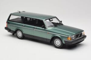 Volvo 240 GL Estate Green Metallic Minichamps 1:18 155171410 Metal — zdjęcie 4 z 6