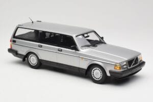 Volvo 240 GL Estate Srebrny Minichamps 1:18 155171416 Metal — zdjęcie 4 z 6