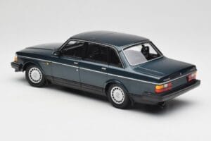 Volvo 240 GL Petrol Metallic Minichamps 1:18 155171407 Metal — zdjęcie 5 z 6