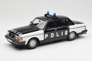 Volvo 240 GL Polis Sweden Czarny Minichamps 1:18 155171497 Metal