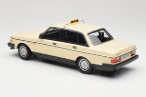 Volvo 240 GL Taxi Minichamps 1:18 155171494 Metal — zdjęcie 5 z 6