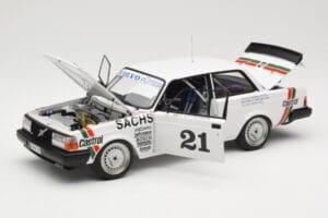 Volvo 240 Turbo #21 P. Stureson DTM Winner Wunstorf 1985 AUTOart 1:18 88592 Metal — zdjęcie 2 z 8