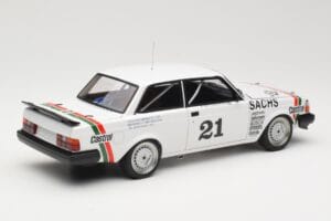 Volvo 240 Turbo #21 P. Stureson DTM Winner Wunstorf 1985 AUTOart 1:18 88592 Metal — zdjęcie 3 z 8