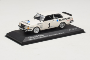 Volvo 240 Turbo #1 P. Stureson IPS Motorsport DTM 1986 Minichamps 1:43 400861701 Metal — zdjęcie 2 z 4
