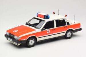 Volvo 740 GL DRK Aschaffenburg Minichamps 1:18 Volvo 740 GL DRK Aschaffenburg Minichamps 1:18 155171790 Metal
