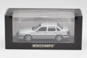 Volvo 850 Srebrny Minichamps 1:43 430171402 Metal — zdjęcie 4 z 4