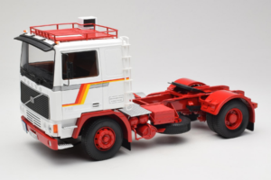 Volvo F12 Biały Czerwony Road Kings 1:18 RK180031 Metal