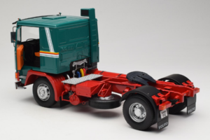 Volvo F1220 Zielony Czerwony Road Kings 1:18 RK180032 Metal — zdjęcie 5 z 8