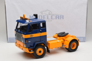 Volvo F88 Ciemny Niebieski Żółty MCG 1:18 MCG18140 Metal — zdjęcie 8 z 8