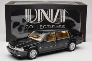 Volvo S90 Royal Green DNA 1:18 DNA000090 Metal — zdjęcie 6 z 6