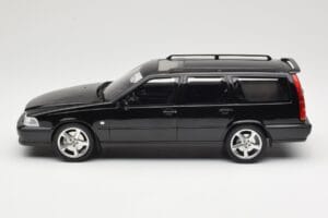Volvo V70 R P80 Czarny DNA 1:18 DNA000232 Metal — zdjęcie 3 z 6