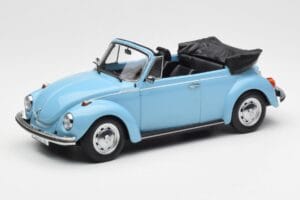 Volkswagen Beetle 1303 Kabriolet Jasny Niebieski Norev 1:18 188531 Metal