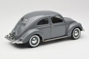 Volkswagen Export Sedan Agave Grey Maisto 1:18 100299 Metal — zdjęcie 3 z 8
