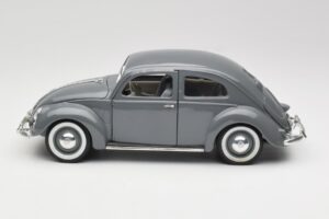 Volkswagen Export Sedan Agave Grey Maisto 1:18 100299 Metal — zdjęcie 4 z 8