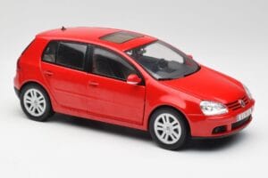 Volkswagen Golf Mk5 4-Door Tornado Czerwony Bburago 1:18 GOLF001 Metal — zdjęcie 6 z 8