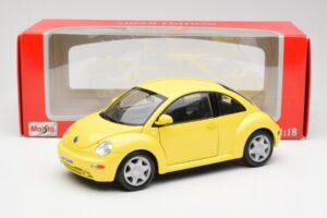 Volkswagen New Beetle Żółty Maisto 1:18 37800-M4 Metal — zdjęcie 8 z 8