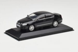 Volkswagen Passat B6 Sedan Shadow Niebieski Metallic Minichamps 1:43 PASSAT001 Metal — zdjęcie 2 z 3
