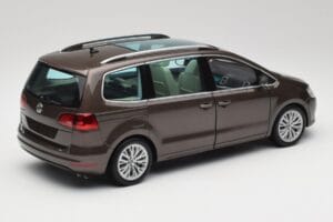 Volkswagen Sharan 7N Dębowy Brąz Metalik Minichamps 1:18 110051001 Metal — zdjęcie 3 z 8