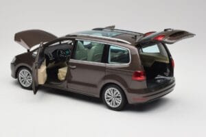 Volkswagen Sharan 7N Dębowy Brąz Metalik Minichamps 1:18 110051001 Metal — zdjęcie 5 z 8