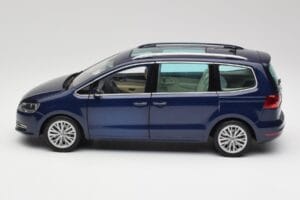 Volkswagen Sharan 7N Shadow Niebieski Metalik Minichamps 1:18 110051100 Metal — zdjęcie 4 z 8