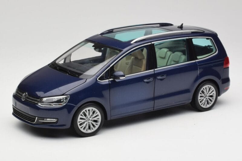 Volkswagen Sharan 7N Shadow Niebieski Metalik Minichamps 1:18 110051100 Metal