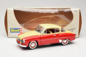 Wartburg 311 Coupe Czerwony & Beige Revell 1:18 08418 Metal — zdjęcie 8 z 8