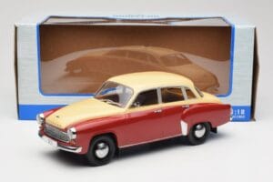 Wartburg 311 Dark Red Beige MCG 1:18 MCG18299 Metal — zdjęcie 6 z 6