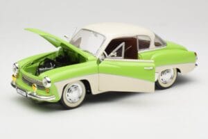 Wartburg 313 Pastelowy Zielony na Beżu Revell 1:18 09018 Metal — zdjęcie 2 z 8