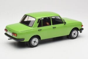Wartburg 353 Zielony MCG 1:18 MCG18062 Metal — zdjęcie 2 z 6