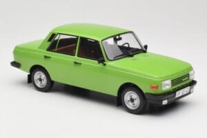 Wartburg 353 Zielony MCG 1:18 MCG18062 Metal — zdjęcie 4 z 6