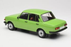 Wartburg 353 Zielony MCG 1:18 MCG18062 Metal — zdjęcie 5 z 6