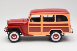 Willys Jeep Station Wagon Czerwony Road Signature 1:18 92858 Metal — zdjęcie 4 z 8