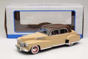 Cadillac Fleetwood Series 60 Special Beżowy MCG 1:18 MCG18656 Metal — zdjęcie 6 z 6