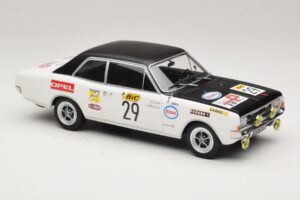 Opel Commodore A #29 J-L. Clarr / J-P. Peyroux Tour de France Automobile 1971 MCG 1:18 MCG18562R Metal — zdjęcie 4 z 6