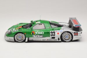 Nissan R390 GT1 #33 S. Motoyama / T. Kurosawa / M. Kageyama 24 Hours of Le Mans 1998 GT Spirit 1:18 GT1003 Żywica — zdjęcie 3 z 6