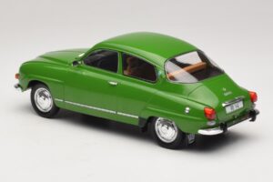 Saab 96 V4 Zielony MCG 1:18 MCG18655 Metal — zdjęcie 5 z 6