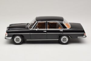 Mercedes 280 SE W108 Czarny Norev 1:18 183360 Metal — zdjęcie 4 z 8