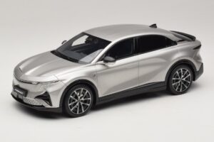 Alpine A390 GT Argent Mercure Otto 1:18 OT1318 Żywica