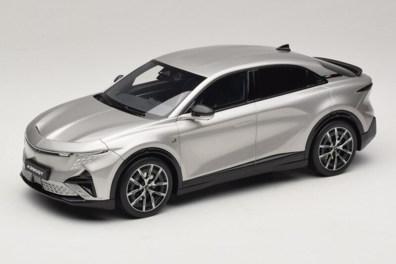 Alpine A390 GT Argent Mercure Otto 1:18 OT1318 Żywica