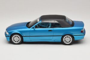 BMW 3 Series E36 Kabriolet Niebieski Metaliczny MCG 1:18 MCG18319 Metal — zdjęcie 4 z 7
