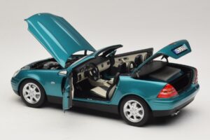 Mercedes SLK R170 Vivianite Green Norev 1:18 183021 Metal — zdjęcie 7 z 10