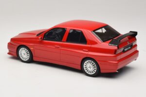 Alfa Romeo 155 GTA Stradale Alfa Red Otto 1:18 OT1132 Żywica — zdjęcie 5 z 6