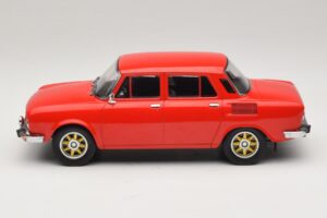 Skoda 100 Czerwony Złote Felgi MCG 1:18 MCG18784 Metal — zdjęcie 3 z 6