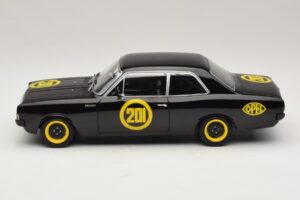 Opel Rekord C #201 Black Widow MCG 1:18 MCG18560 Metal — zdjęcie 3 z 6
