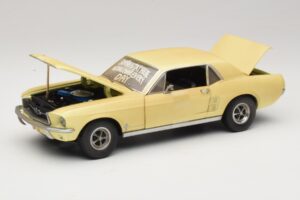 Ford Mustang Coupe Żółty The Walking Dead Greenlight 1:18 12958 Metal — zdjęcie 2 z 8